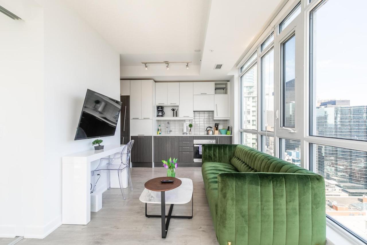 Luxury 2 Bedroom In The Heart Of Entertainment District W/ Cn Tower View 多伦多 外观 照片