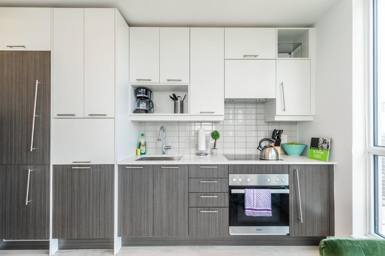 Luxury 2 Bedroom In The Heart Of Entertainment District W/ Cn Tower View 多伦多 外观 照片